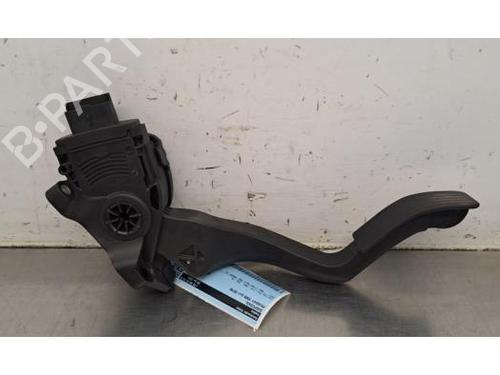 Pedal PEUGEOT 2008 I (CU_) 1.2 THP 110 / PureTech 110 (110 hp) 32664706