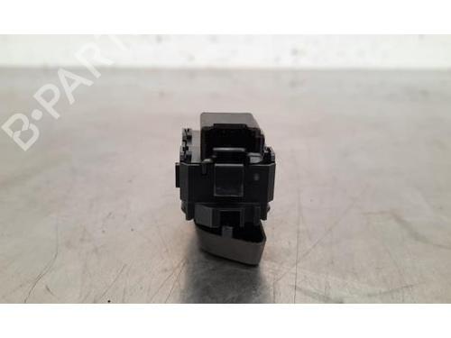 Switch BMW 2 Active Tourer (F45) 218 i | BP24650393I30 