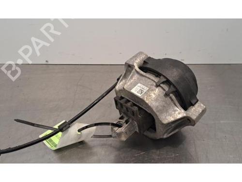 Used Engine mount BMW 7 (G11, G12) 740 e, Le (326 hp) 31085317