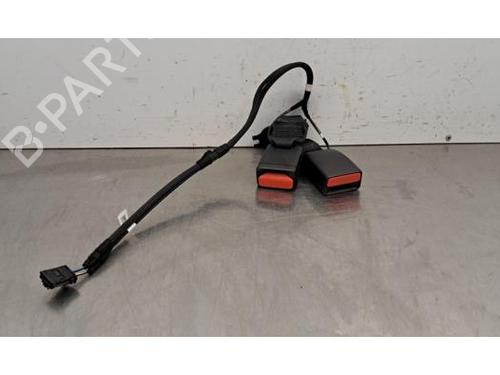 Sikkerhedssele-spænde Sikkerhedssele-spænde PEUGEOT 2008 II (UD_, US_, UY_, UJ_, UR_, UC_) 1.2 Hybrid 136 (URHPYC, USHPY) (136 hp) 34619033 34619033