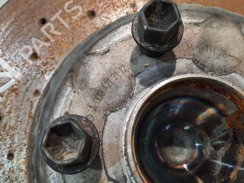 Right front steering knuckle MERCEDES-BENZ C-CLASS (W205) C 180 BlueTEC / d (205.036) | BP10895652M26 