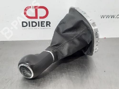 manual-gearbox-selector-opel-corsa-e-x15-12-08-68-009140093-2014-10873245 main image