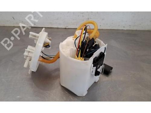 Used Fuel pump Fuel pump MERCEDES-BENZ GLA (H247) GLA 200 (247.787) (163 hp) 33561057 33561057