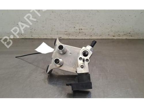 electronic-sensor-mercedes-benz-eqb-x243-2021-39154126 main image