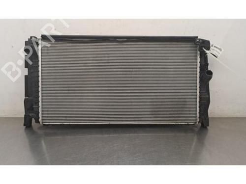 Used Water radiator Water radiator 37479281 37479281