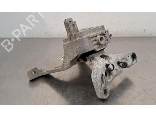 Used Engine mount MERCEDES-BENZ A-CLASS (W177) A 180 d (177.003) (116 hp) 29844731