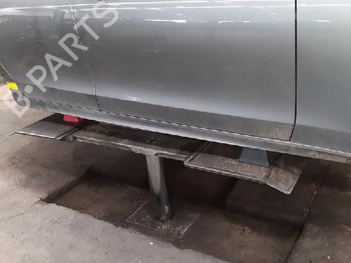 Used Right sideskirt VOLVO V90 II Estate (235) D3 (150 hp) 10884410
