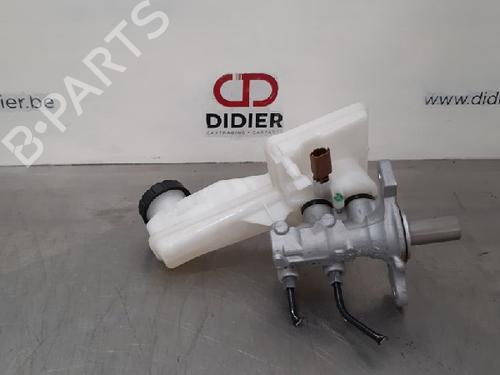 Used Brake master cylinder PEUGEOT 2008 II (UD_, US_, UY_, UJ_, UR_, UC_) 1.2 PureTech 130 (USHNS, URHNS) (130 hp) 10888062