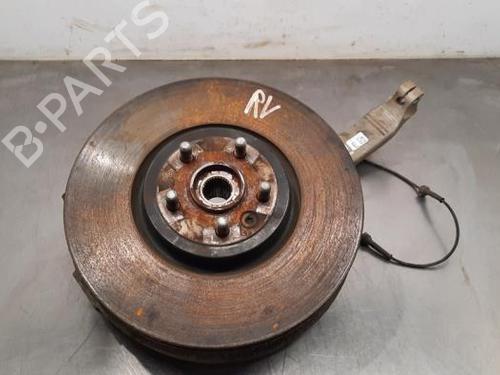 Used Right front steering knuckle LAND ROVER RANGE ROVER VELAR (L560) 3.0 D300 SDV6 4x4 (300 hp) 23595062