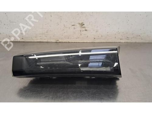 Used Right taillight Right taillight PEUGEOT 2008 II (UD_, US_, UY_, UJ_, UR_, UC_) 1.2 Hybrid 136 (URHPYC, USHPY) (136 hp) 36343552 36343552