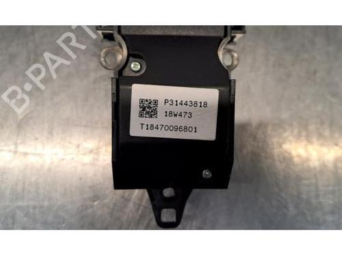 Switch VOLVO V60 II Cross Country (227) D3 AWD | BP26668765I30 
