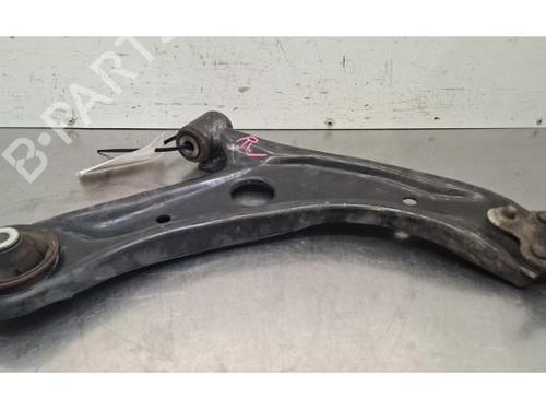 hjre-fortil-brearm-toyota-yaris-cross-mxp_-2020-39732205 main image