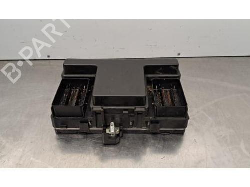 Used Fuse box FORD RANGER (TKE) 2.0 EcoBlue 4x4 (213 hp) 31273860