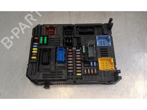 Fuse box PEUGEOT EXPERT Van (V_) 2.0 BlueHDi 145 | BP38606001E1 - Image 2