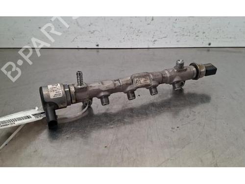 Used Injection rail Injection rail 38297500 38297500