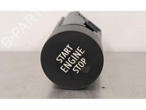 Used Switch RENAULT CAPTUR II (HF_) Blue dCi 115 (HFAD) (116 hp) 28719794