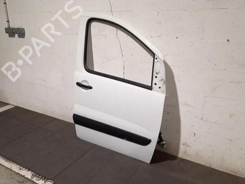 Right front door PEUGEOT EXPERT Van (VF3A_, VF3U_, VF3X_) 2.0 HDi 130 | BP28966611C3