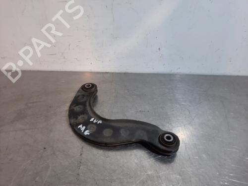 Venstre bak bærearm VOLVO V40 Hatchback (525) D2 (120 hp) 17114416