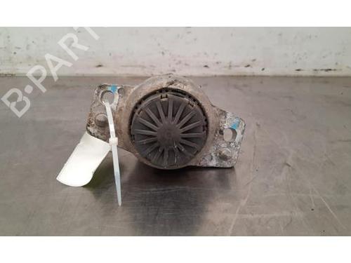 Used Engine mount LAND ROVER RANGE ROVER VELAR (L560) 2.0 D180 TD4 4x4 (180 hp) 24942549