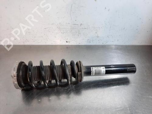 Used Right front shock absorber VOLVO XC60 II (246) D3 (150 hp) 23590101