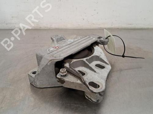 Used Gearbox mount MERCEDES-BENZ GLB (X247) GLB 200 d (247.612) (150 hp) 23629234