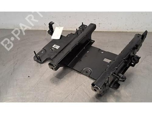 Support PEUGEOT 308 III (FB_, FH_, FP_, F3_, FM_) e-308 (FMZKWZ) | BP30057166C155 