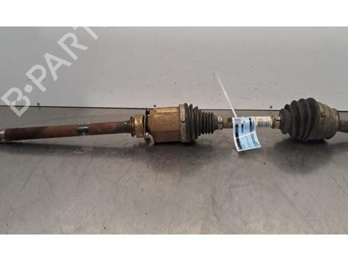 Used Right front driveshaft ABARTH 500C / 595C / 695C 1.4 (312.AXD1A) (135 hp) 32284547