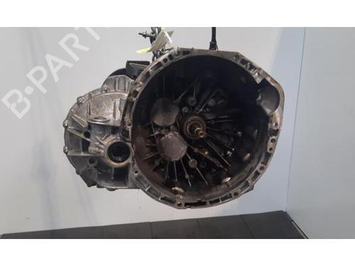 Gearkasse RENAULT MASTER III Van (FV) 2.3 dCi 135 FWD (FV0N, FV08, FV06, FV00) (136 hp) 26668666