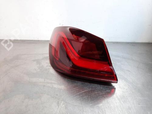 Venstre baglygte BMW 1 (F40) 116 d (116 hp) 32847425