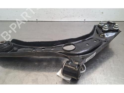 right-front-suspension-arm-mg-mg-zs-suv-zs32-2024-36382472 main image