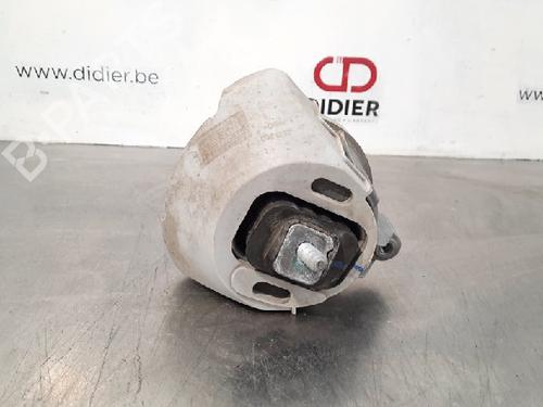 Used Engine mount BMW 3 (F30, F80) M3 Competition (450 hp) 10886130