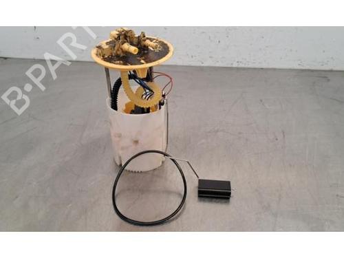Used Fuel pump NISSAN PRIMASTAR Van (X82) 2.0 dCi 150 (150 hp) 24185296