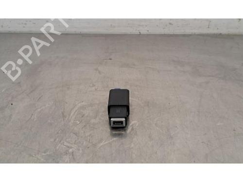 Used Electronic module CITROËN C5 X (ND_, NC_) PureTech 130 (NCHNSP) (131 hp) 29844476