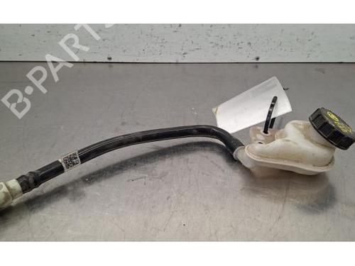 Used Brake fluid reservoir Brake fluid reservoir 39601314 39601314