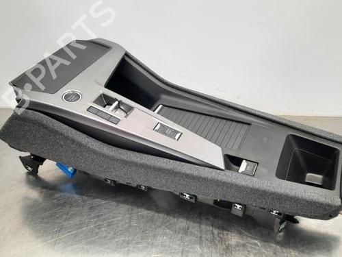 Used Middle console PEUGEOT 408 II (FP_, F3_) PureTech 130 (FPHNST) (131 hp) 19648877