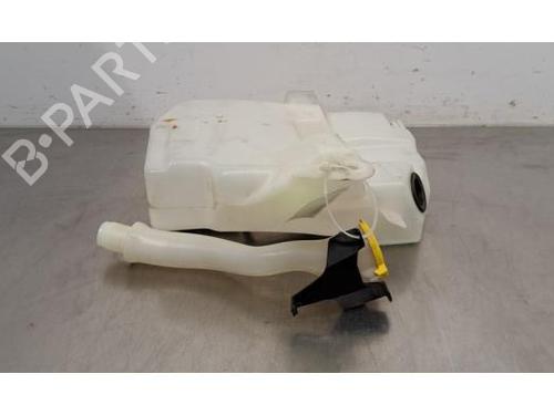 Used Windscreen washer tank FORD KUGA II (DM2) 2.0 TDCi 4x4 (163 hp) 29493961