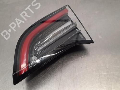 Right taillight TESLA MODEL Y (5YJY) EV Performance All-wheel Drive | BP34198190C35  - Image 7