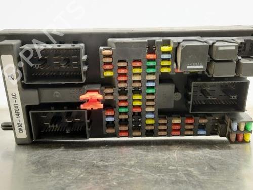 Used Fuse box LAND ROVER RANGE ROVER SPORT II (L494) 3.0 TDV6 4x4 (211 hp) 17188860