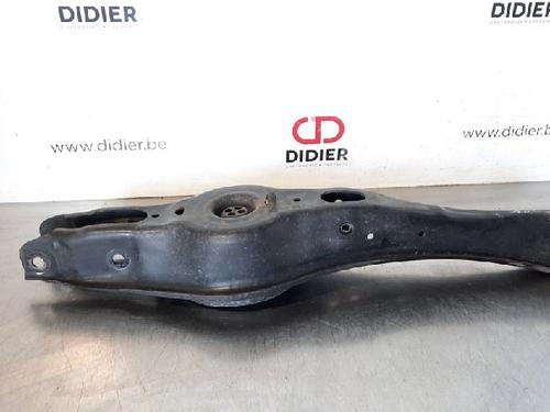 Venstre bagtil bærearm VW TOURAN (5T1) 2.0 TDI (150 hp) 10884924