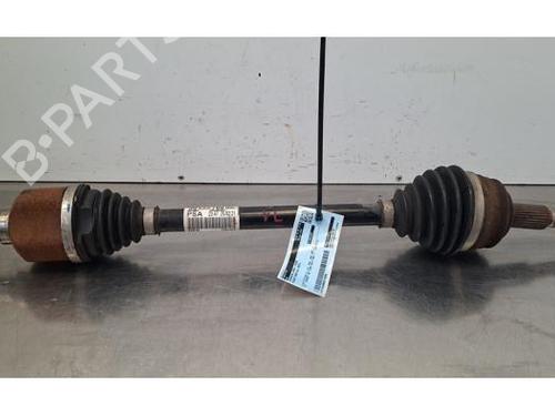 Used Left front driveshaft Left front driveshaft PEUGEOT 5008 II (MC_, MJ_, MR_, M4_) 1.5 BlueHDi 130 (MCYHZJ, MCYHZR, MCYHZX) (131 hp) 34268730 34268730