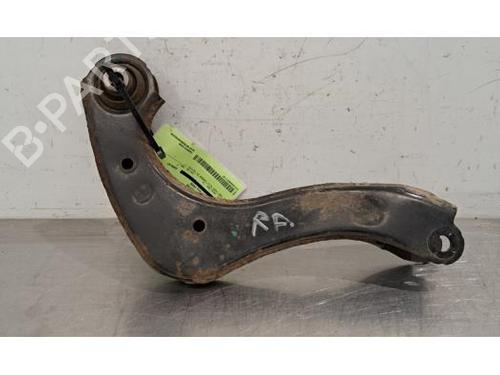 Used Right rear suspension arm TOYOTA COROLLA Saloon (_E21_) 1.6 VVTi (ZRE210) (132 hp) 23640341