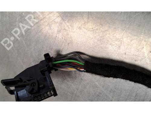 Right mirror PEUGEOT 308 III (FB_, FH_, FP_, F3_, FM_) PureTech 130 (FPHNSL, FPHNST) | BP29468129C27 