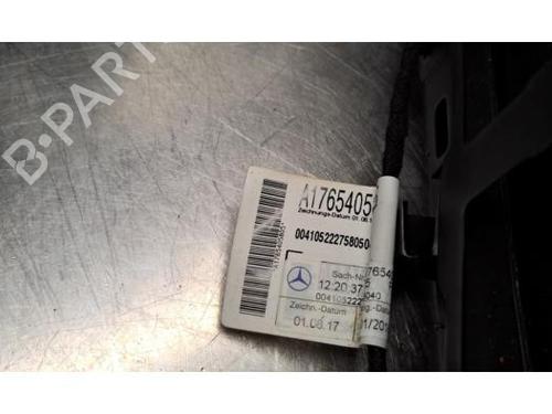 Armrest / Center console MERCEDES-BENZ CLA Shooting Brake (X117) CLA 180 d (117.912) | BP30365425I20 