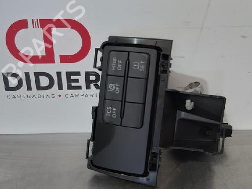 Used Switch MAZDA CX-3 (DK) 1.5 SKYACTIV-D (DK2WS, DK5FW) (105 hp) 10872586