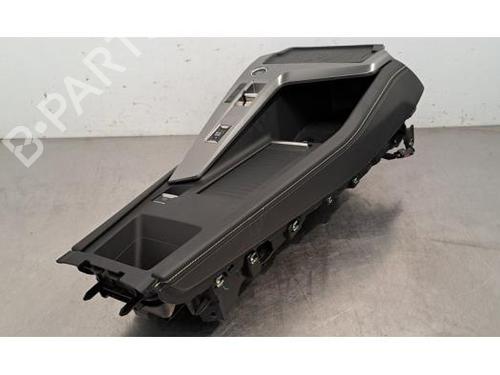 Console centrale PEUGEOT 308 III (FB_, FH_, FP_, F3_, FM_) Hybrid 225 (F3DGYT, F3DGNH) (224 hp) 24459349