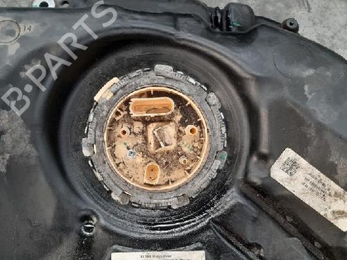 Used Fuel pump AUDI A4 Allroad B9 (8WH, 8WJ) 2.0 TDI quattro (190 hp) 10877852