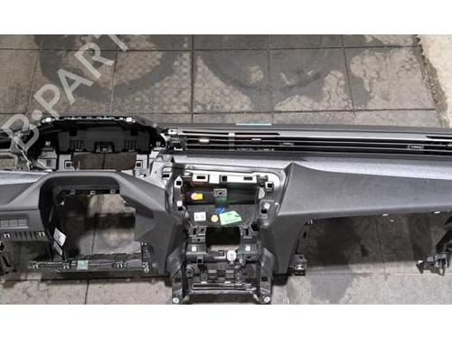 Instrumentbræt PEUGEOT 3008 III (KA_, KB_, KC_) e-210 (KCZKZX) (213 hp) 32632902