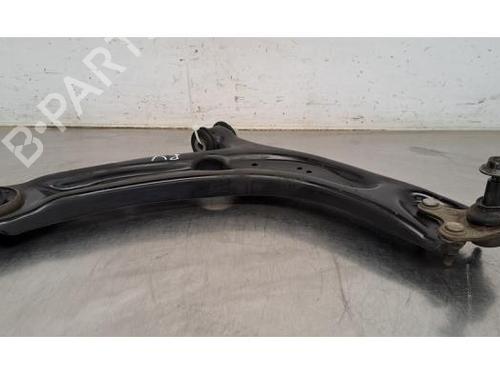 Used Right front suspension arm VW PASSAT B8 Variant (3G5, CB5) 1.6 TDI (120 hp) 23625003