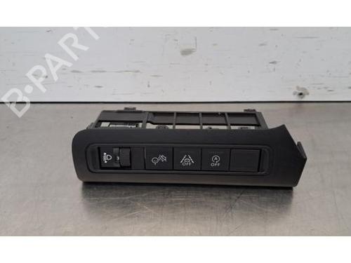 Used Switch Switch CITROËN C3 IV (CC_, CB_) 1.2 PureTech 100 (CCHPV4) (101 hp) 33753266 33753266