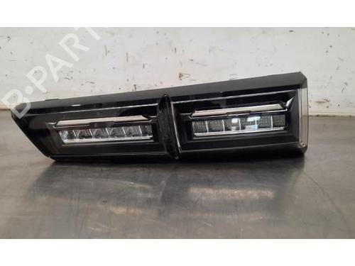 Used Right taillight PEUGEOT 308 III (FB_, FH_, FP_, F3_, FM_) Hybrid 136 (FPHPYC) (136 hp) 24832139